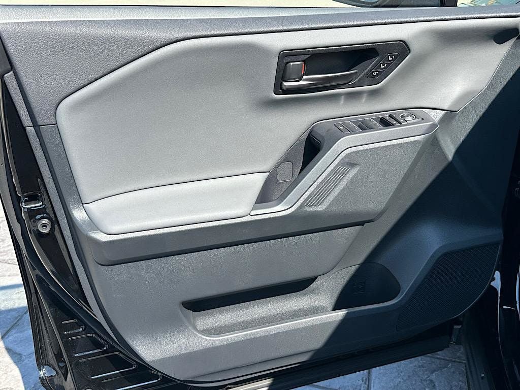 New 2026 Toyota RAV4 XSE AWD/4WD image 9