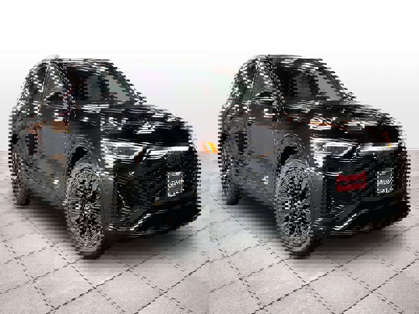 Certified 2024 Audi Q8 e-tron Prestige w/ Prestige Package image 2