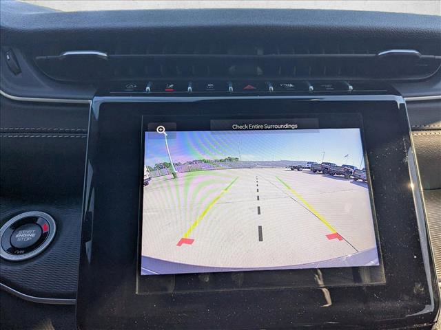 Certified 2025 Jeep Grand Cherokee Altitude image 13