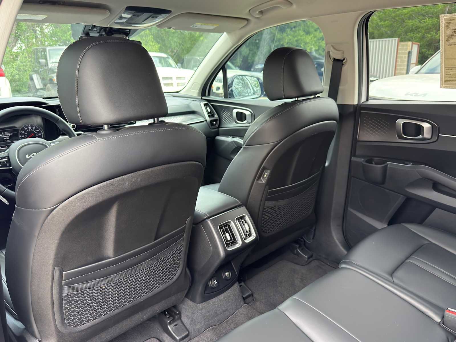 Certified 2023 Kia Sorento S FWD image 23