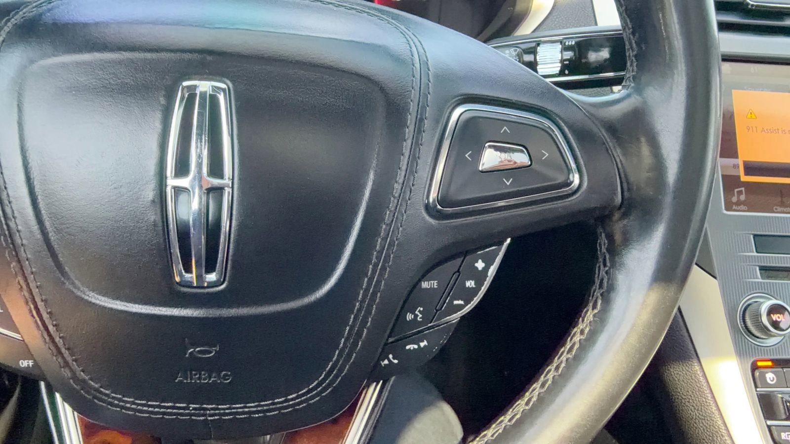 Used 2017 Lincoln MKZ Reserve image 20