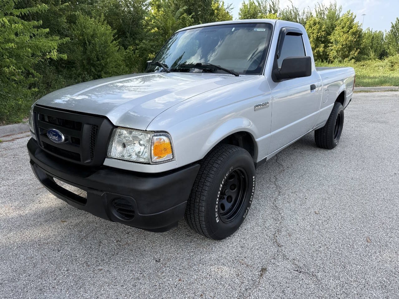 Used 2010 Ford Ranger XL RWD image 3