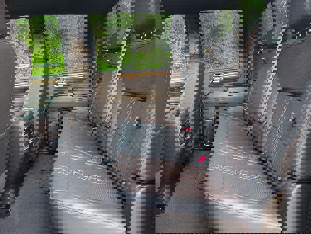 Used 2024 Chevrolet Silverado 3500 High Country w/ High Country Premium Package image 31