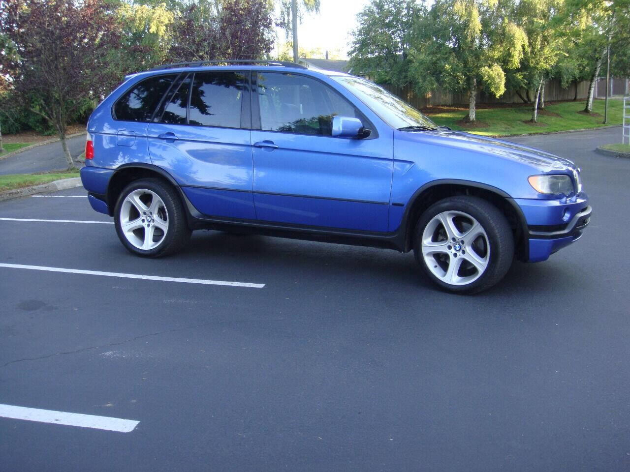 Used 2003 BMW X5 4.6is image 1
