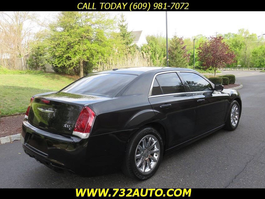Used 2012 Chrysler 300 C RWD image 12