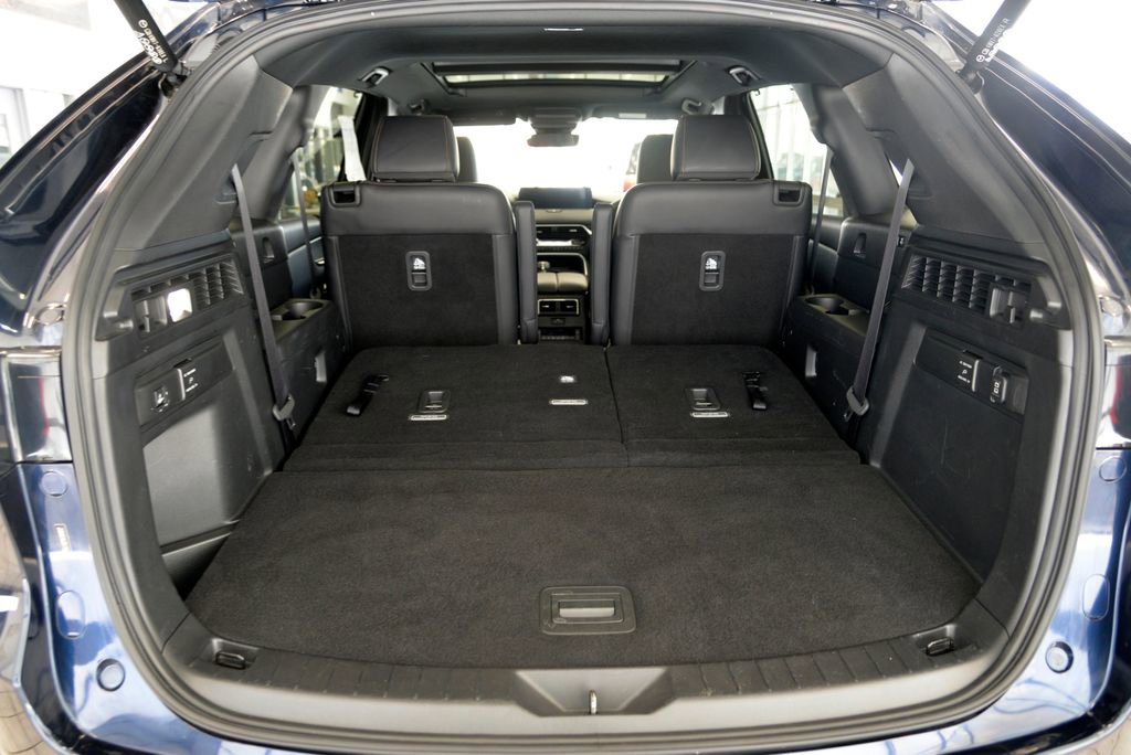 Certified 2024 MAZDA CX-90 Plug-In Hybrid w/ Premium Plus image 30