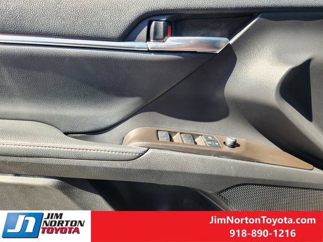 Used 2021 Toyota Camry XSE FWD image 24