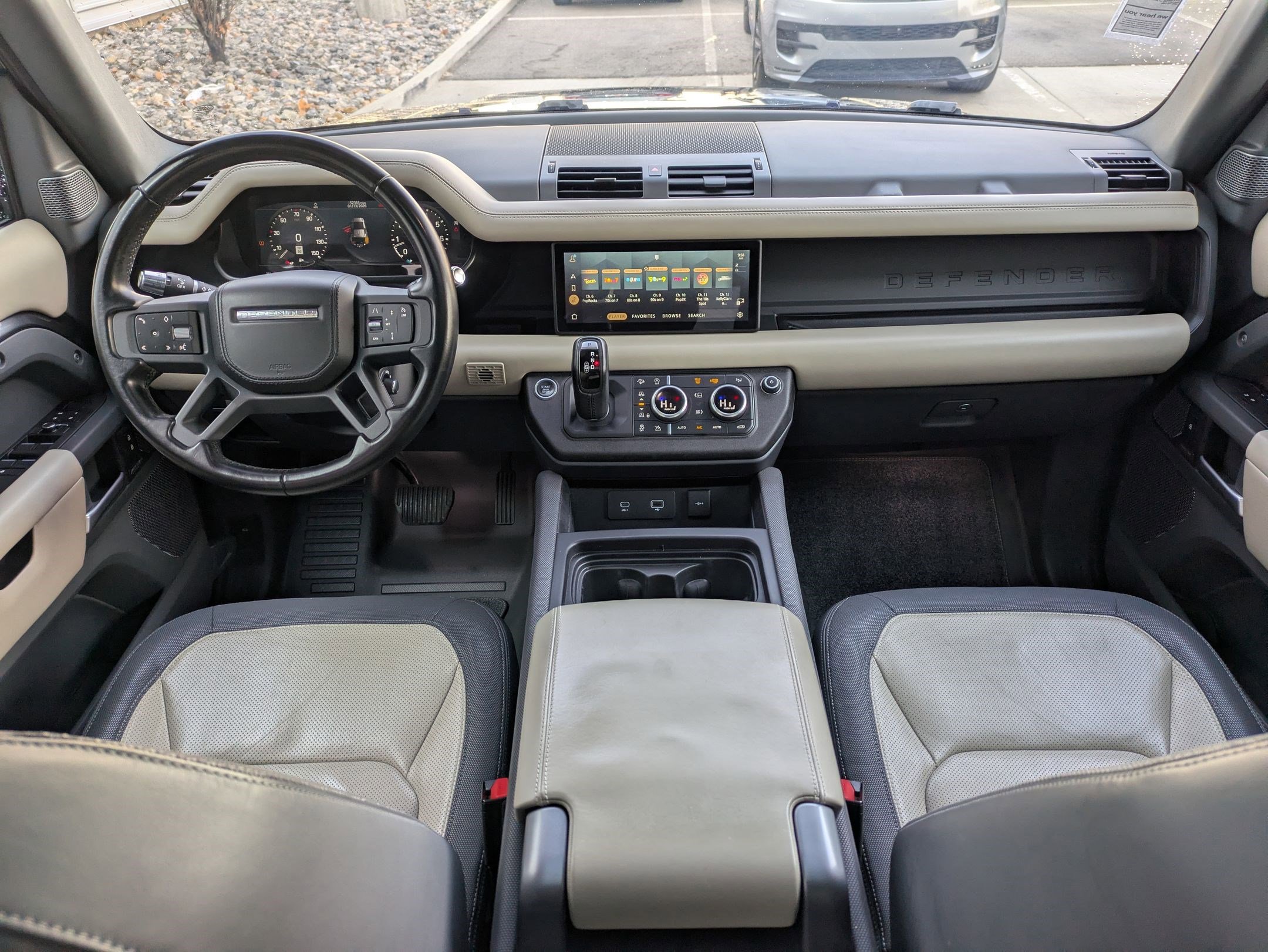 Used 2022 Land Rover Defender 110 X-Dynamic HSE image 27