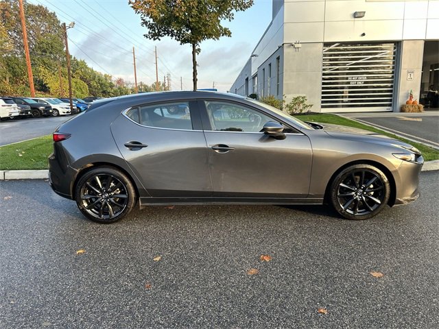 Used 2019 MAZDA MAZDA3 AWD Hatchback w/ Premium Pkg image 9