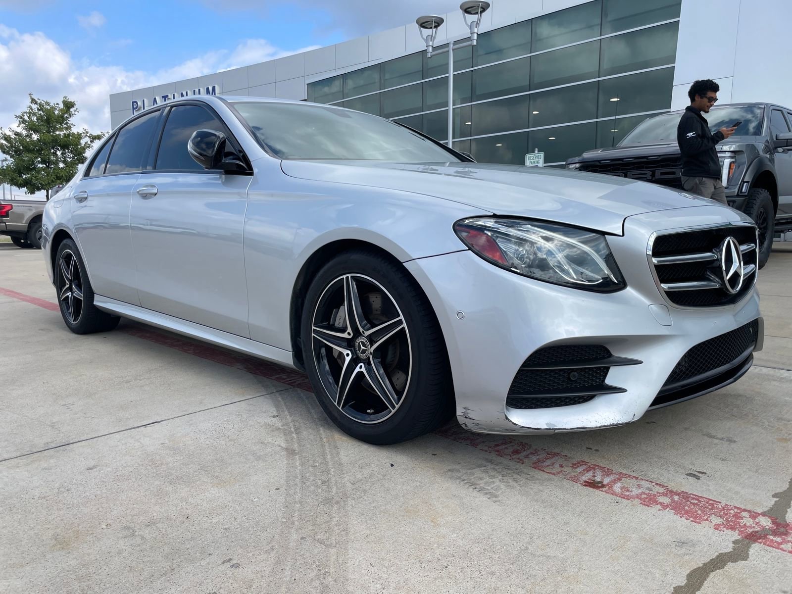 Used 2018 Mercedes-Benz E 300 image 7