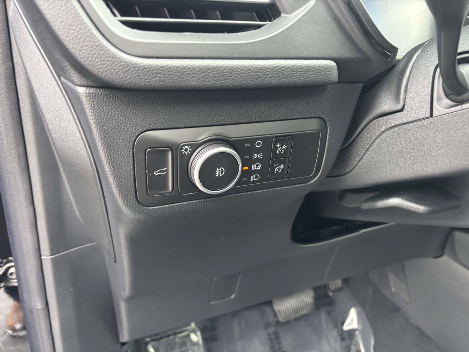 New 2026 Ford Escape ST-Line Select w/ Equipment Group 401A image 14