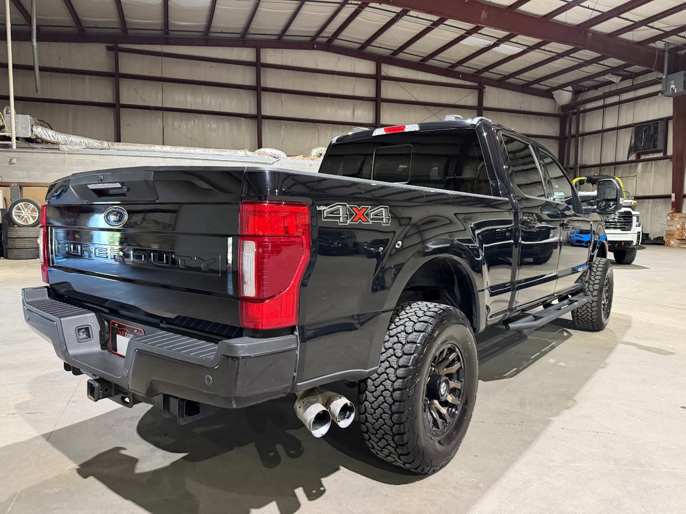 Used 2022 Ford F250 Lariat w/ Lariat Ultimate Package AWD/4WD image 5
