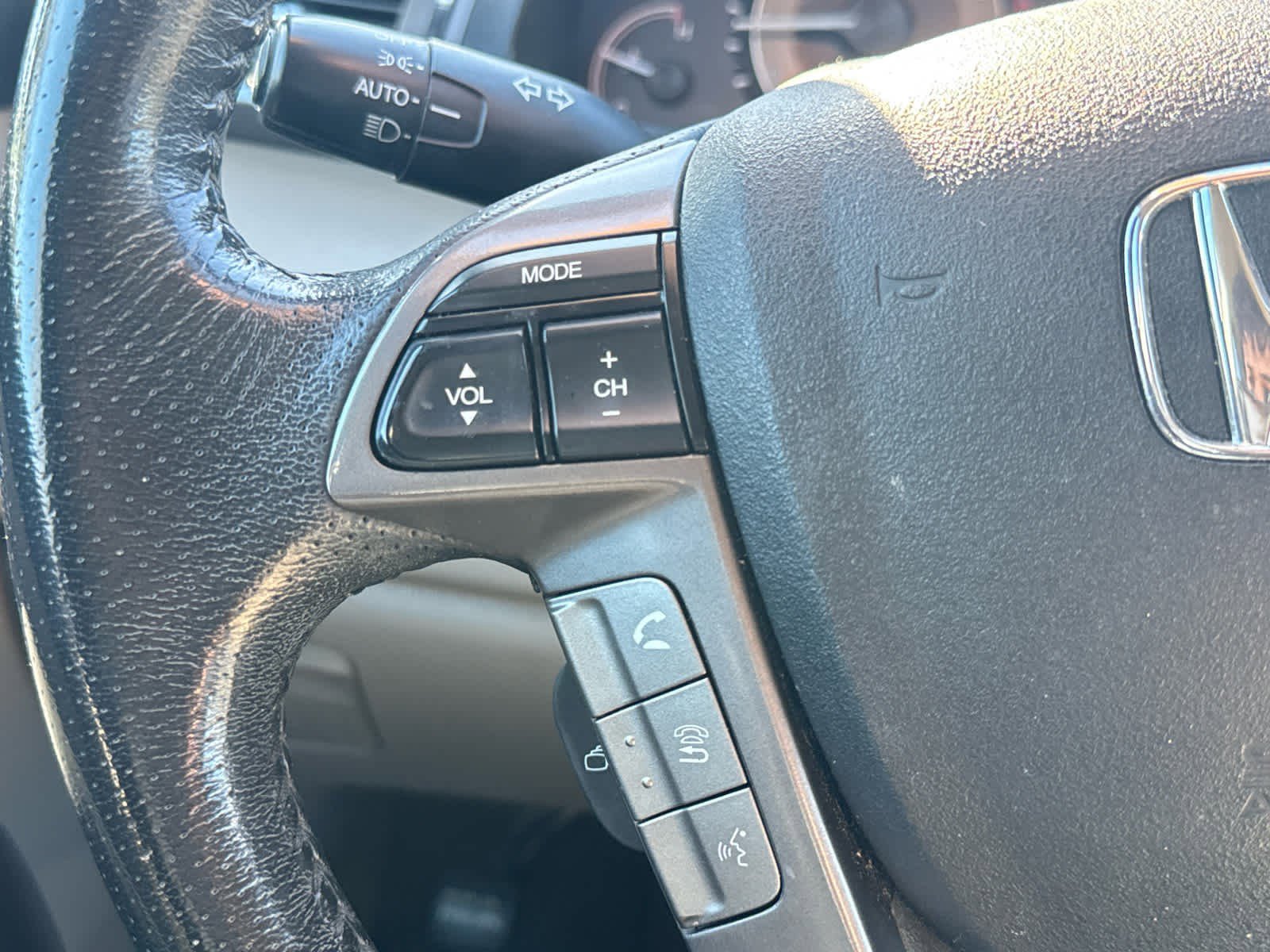 Used 2014 Honda Odyssey EX-L image 27