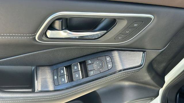 Certified 2021 Nissan Rogue SL w/ Premium Package FWD image 18