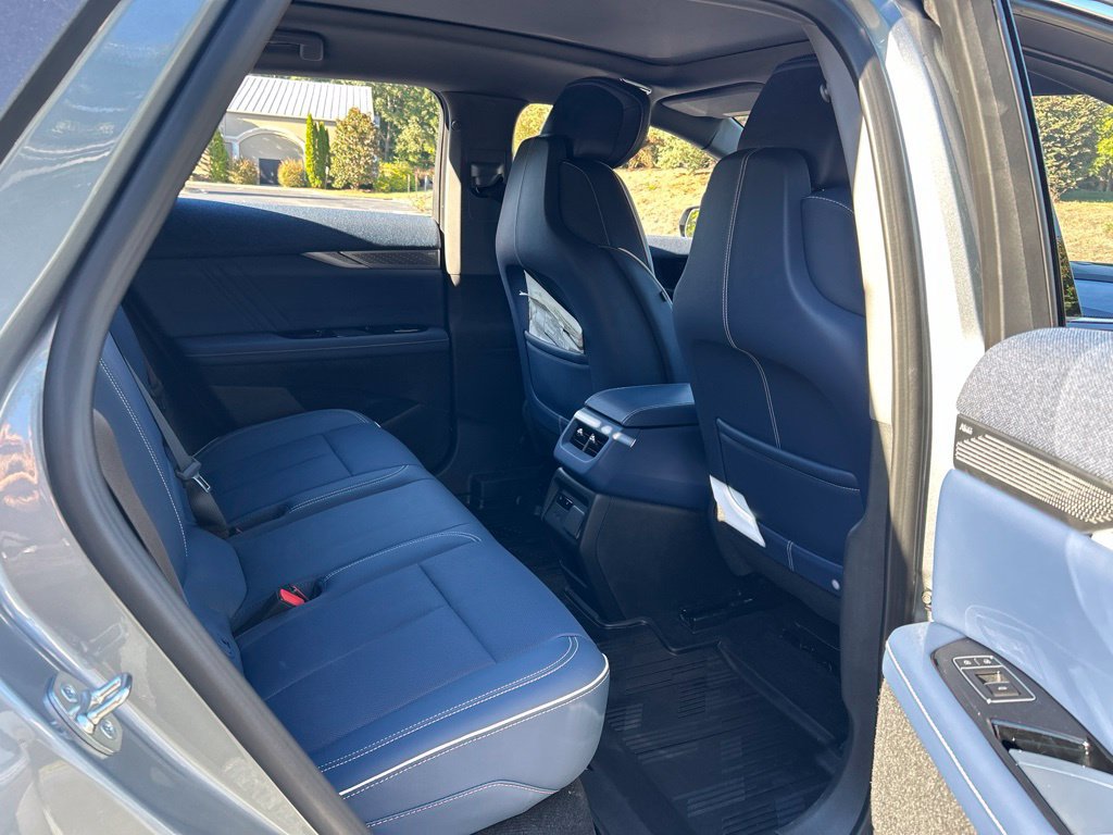 Used 2025 Cadillac Optiq Luxury 2 w/ LPO, Floor Liner Package AWD/4WD image 50