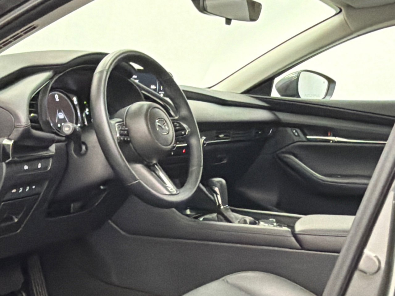 Certified 2025 MAZDA MAZDA3 s image 13