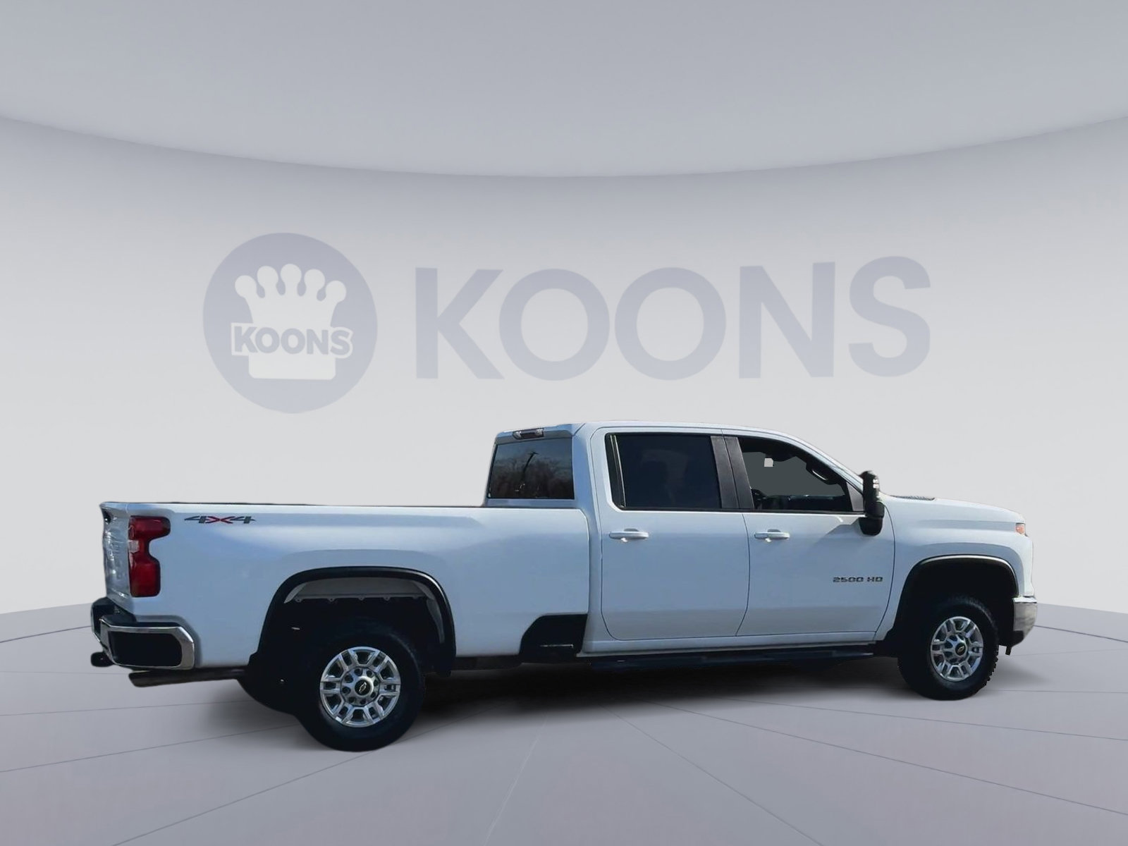 Used 2025 Chevrolet Silverado 2500 LT w/ Convenience Package image 2