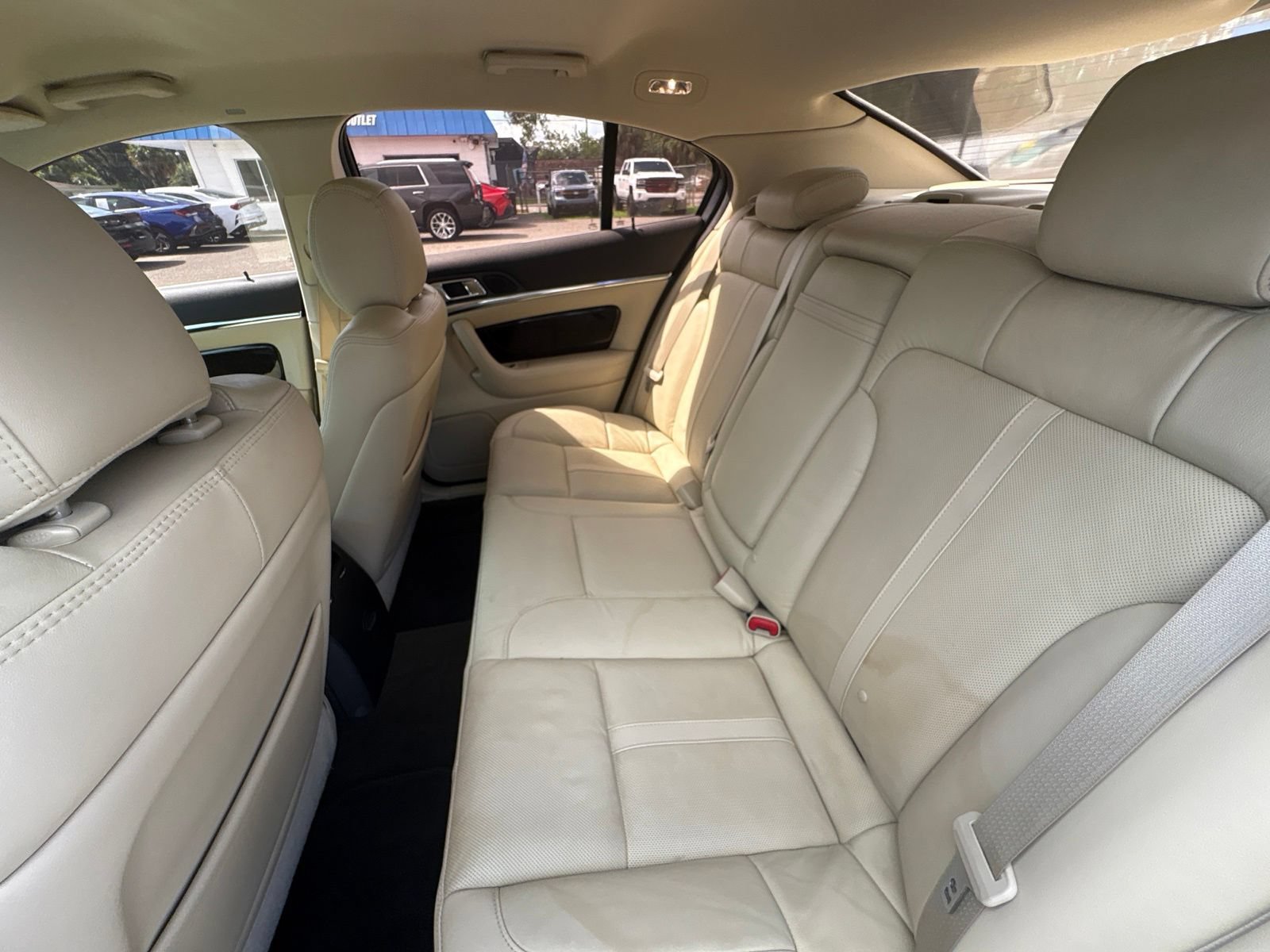 Used 2015 Lincoln MKS w/ Equipment Group 101A FWD image 19