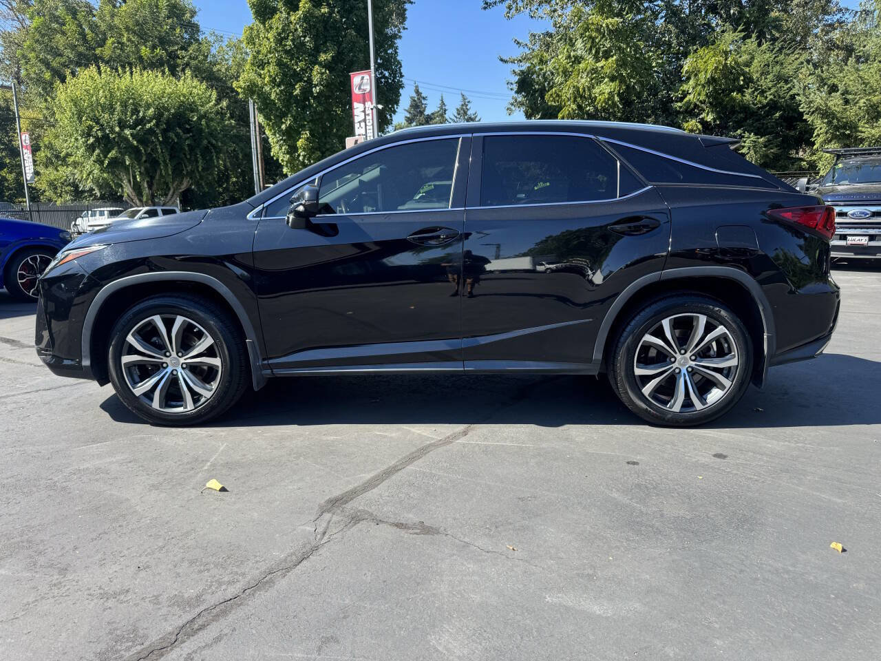 Used 2017 Lexus RX 350 AWD image 2