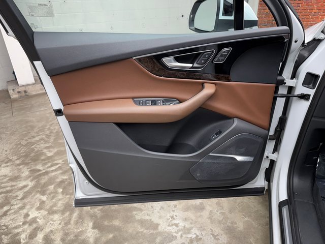 Used 2019 Audi Q7 3.0T Premium Plus w/ Premium Plus Package image 10