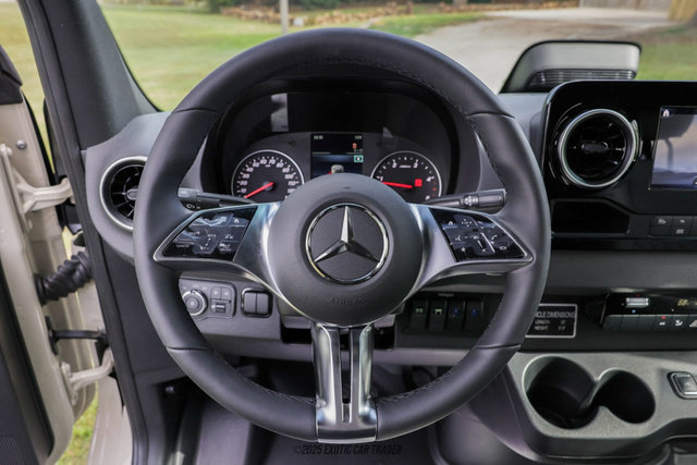 Used 2025 Mercedes-Benz Sprinter 2500 image 45