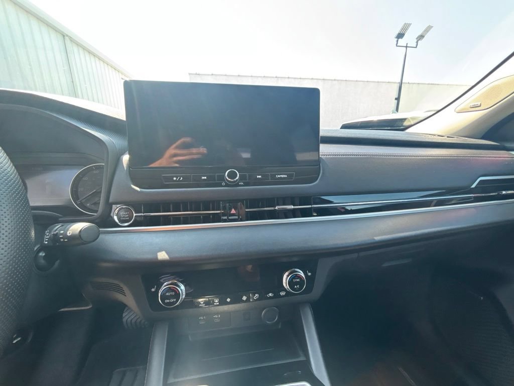 Used 2025 Mitsubishi Outlander SE AWD/4WD image 13