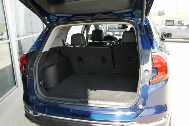 Used 2023 GMC Terrain SLT FWD image 26