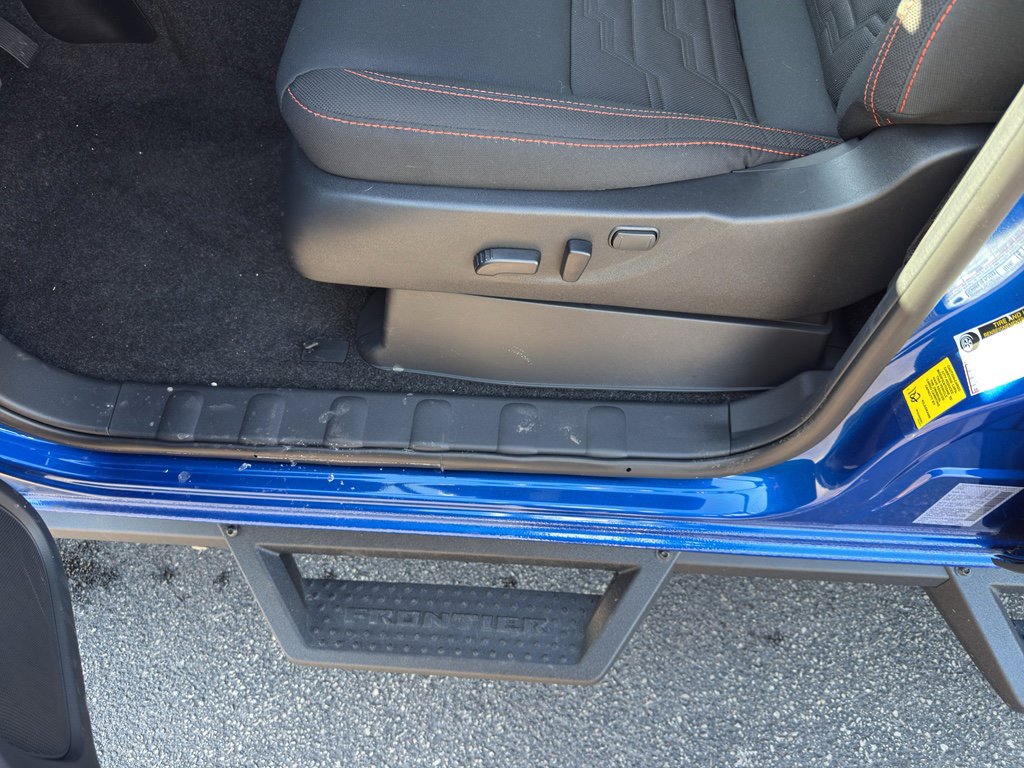 New 2026 Nissan Frontier PRO-4X w/ Pro-4x Convenience Package image 16