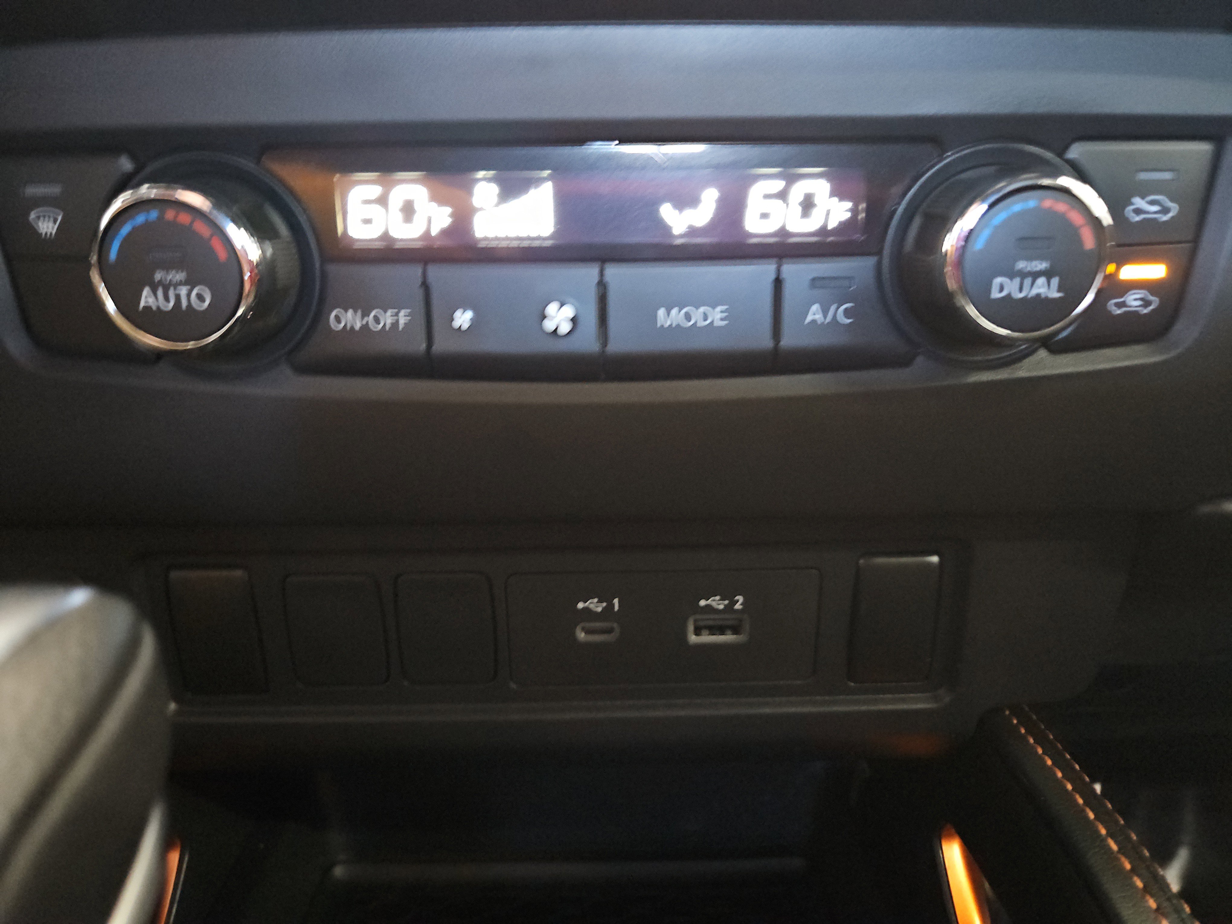 Used 2023 Nissan Frontier PRO-4X w/ Tow Package AWD/4WD image 17