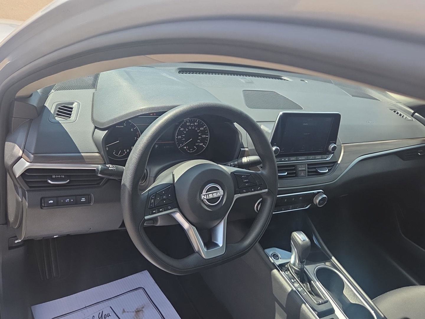 Used 2024 Nissan Altima 2.5 SV AWD/4WD image 20