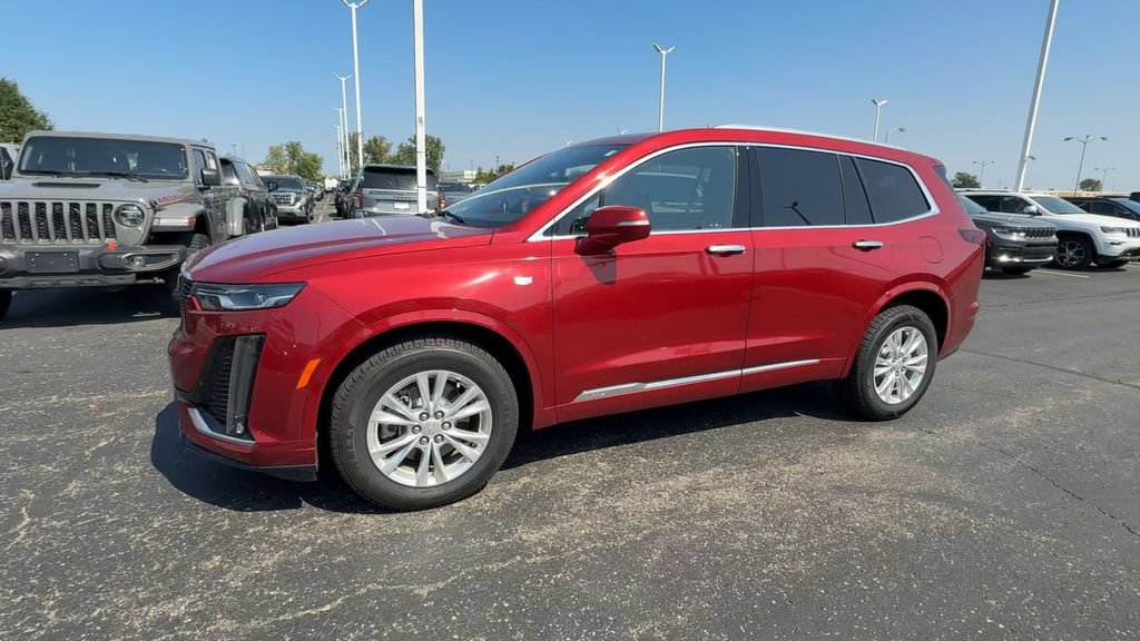 Used 2023 Cadillac XT6 Luxury AWD/4WD image 4
