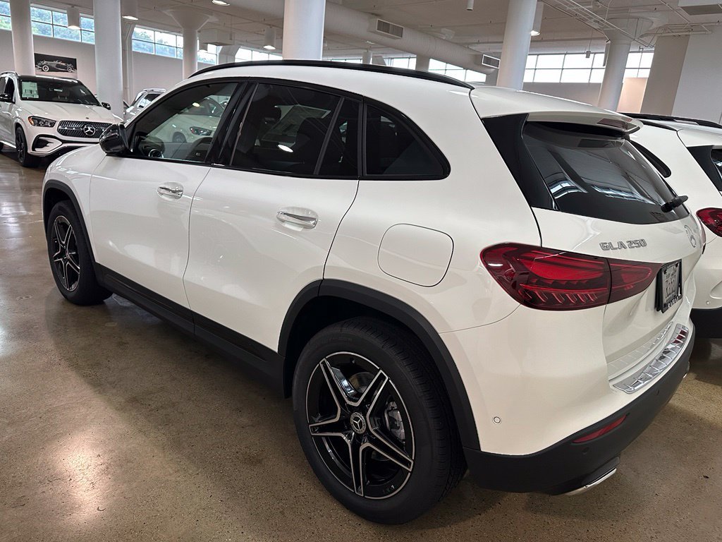 New 2026 Mercedes-Benz GLA 250 4MATIC image 3