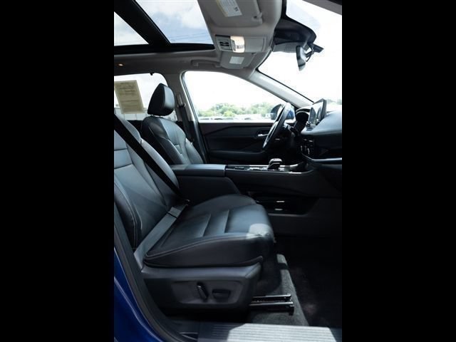 Used 2023 Nissan Rogue SL w/ SL Premium Package AWD/4WD image 23