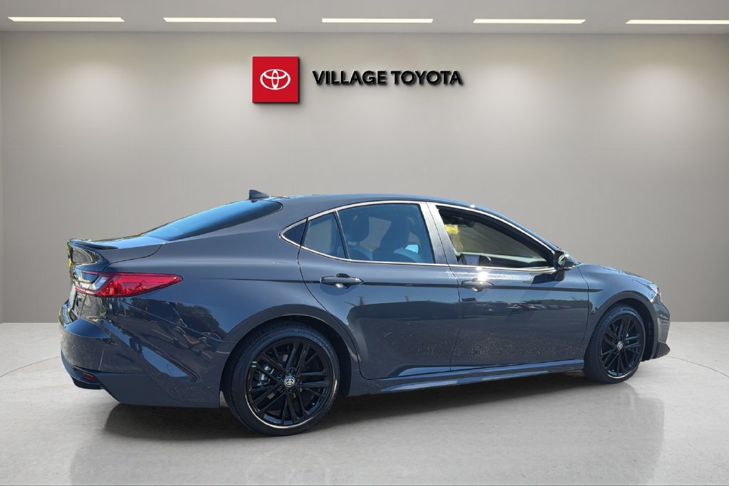 Certified 2026 Toyota Camry SE FWD image 5