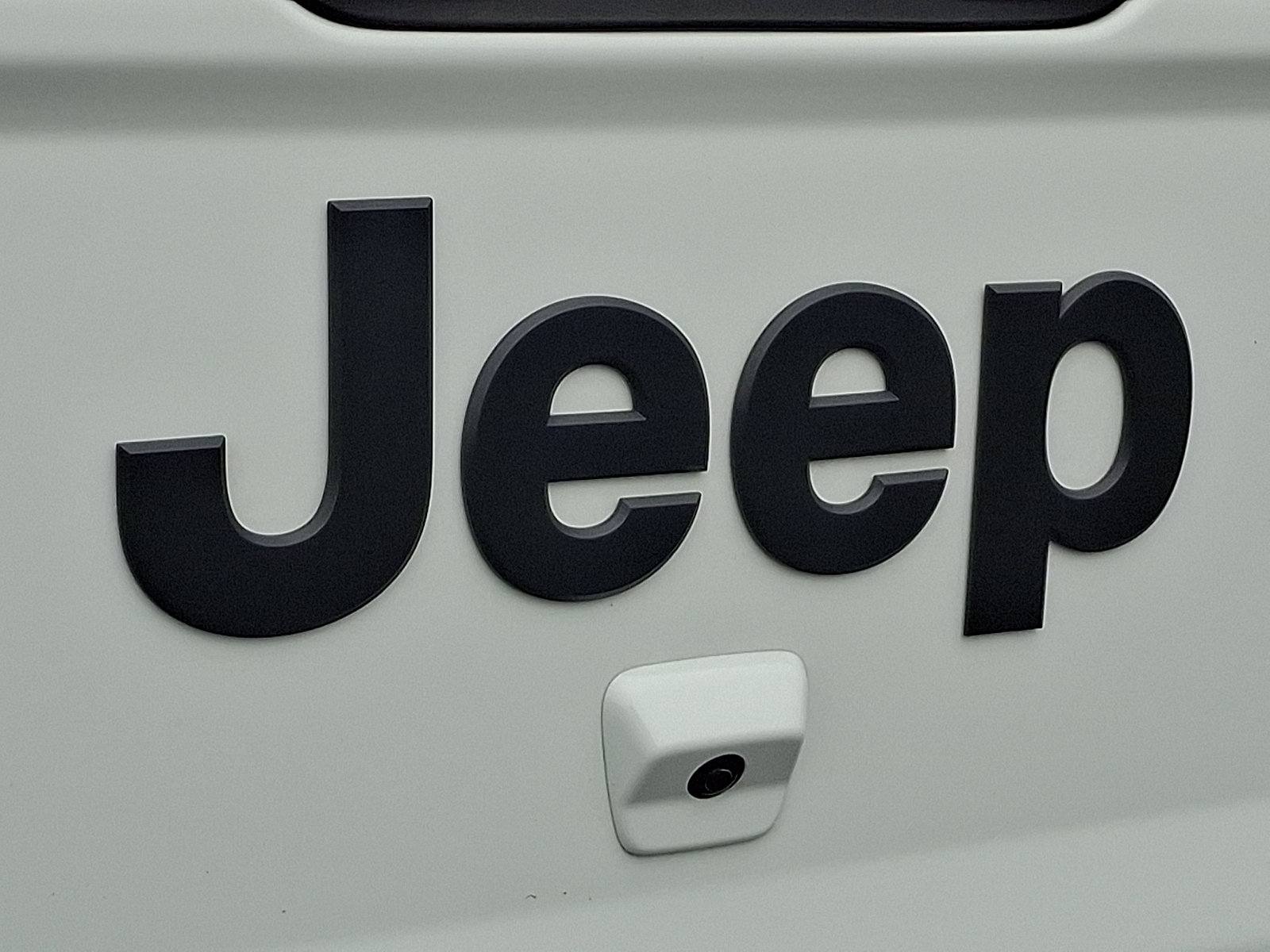 Used 2025 Jeep Gladiator Sport AWD/4WD image 28