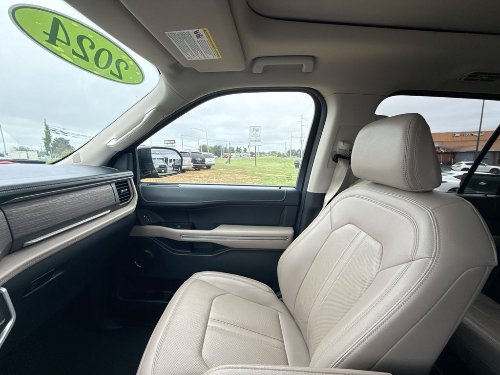 Used 2024 Ford Expedition Max Limited AWD/4WD image 33