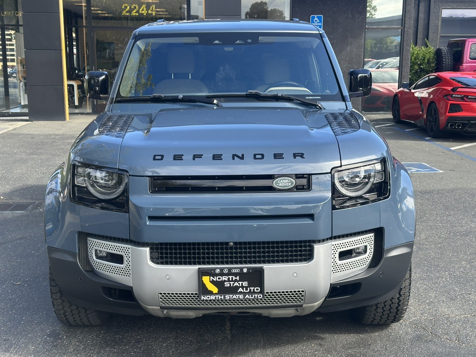 Used 2022 Land Rover Defender 110 SE AWD/4WD image 5