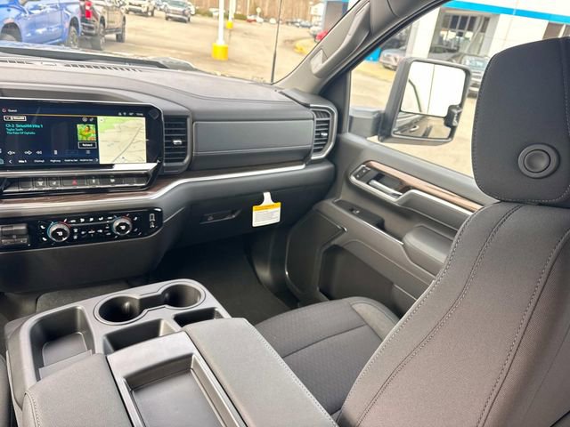 New 2026 Chevrolet Silverado 3500 LT image 19