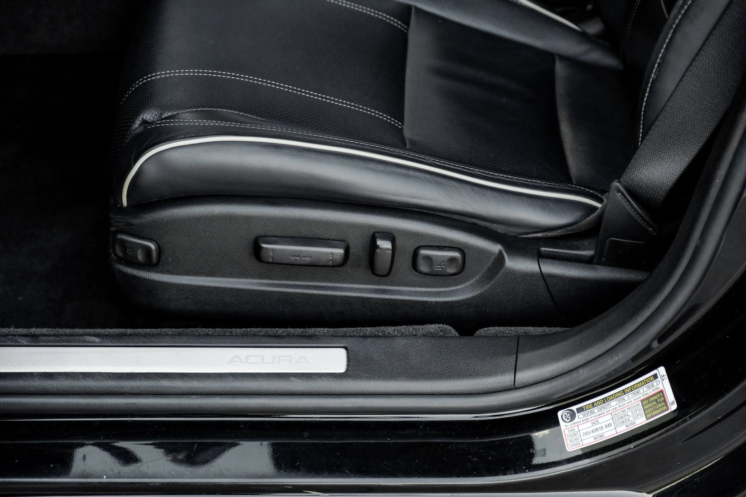 Used 2019 Acura TLX w/ Technology Package FWD image 40