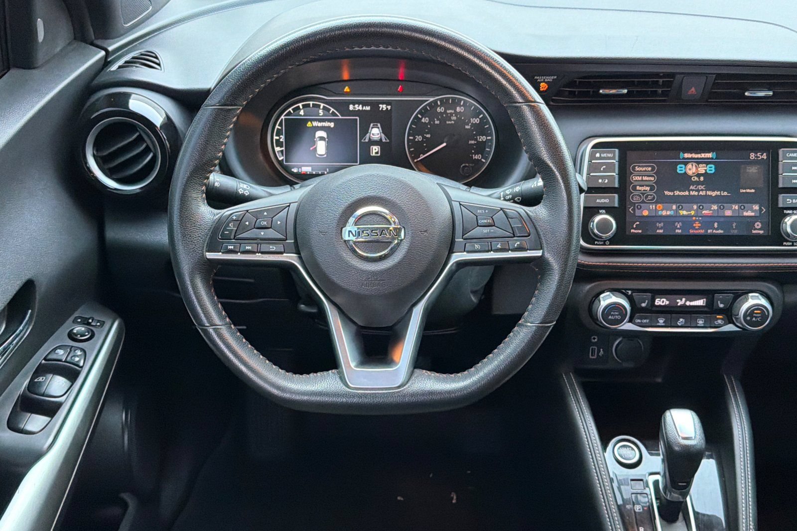 Used 2020 Nissan Kicks SR w/ SR Premium Package FWD image 13