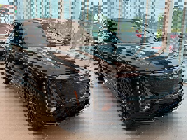 New 2026 Cadillac Lyriq V image 2