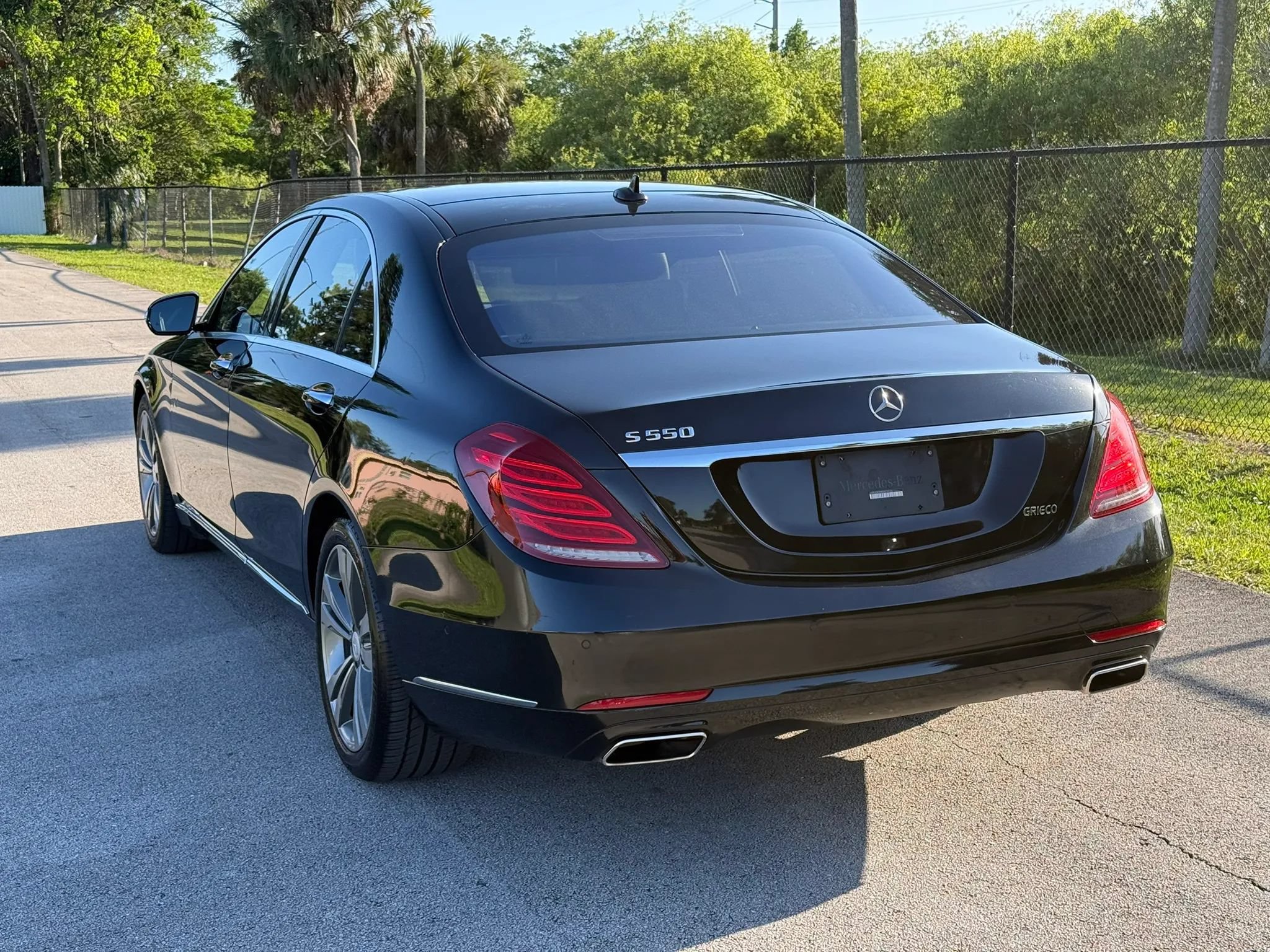 Used 2016 Mercedes-Benz S 550 Sedan image 3