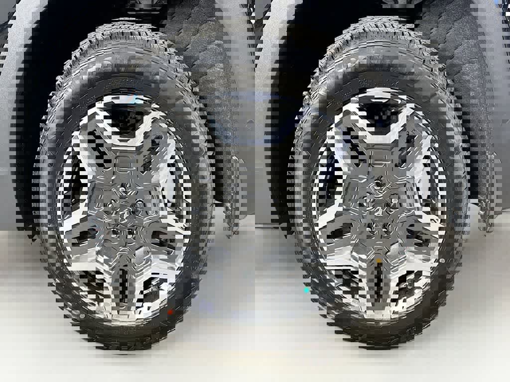 Used 2022 Hyundai Santa Fe Limited AWD/4WD image 8