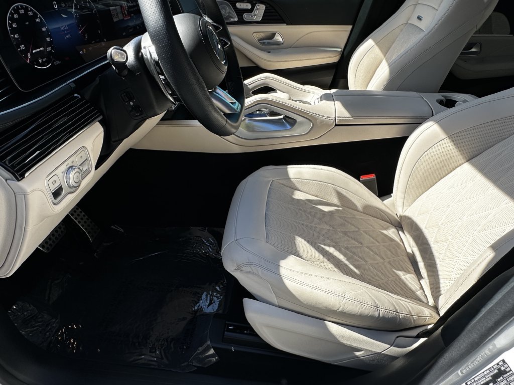 Certified 2025 Mercedes-Benz GLS 63 AMG 4MATIC image 10