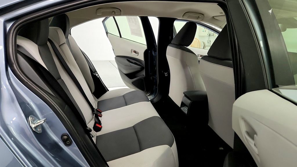 Used 2023 Toyota Corolla LE FWD image 29