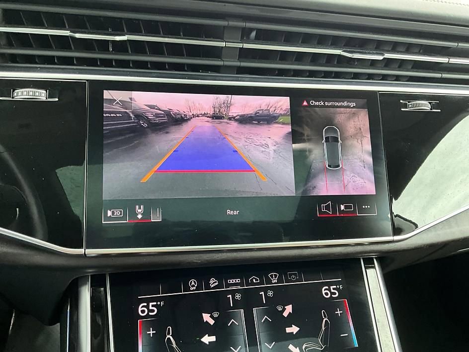 Used 2022 Audi Q8 Prestige AWD/4WD image 23