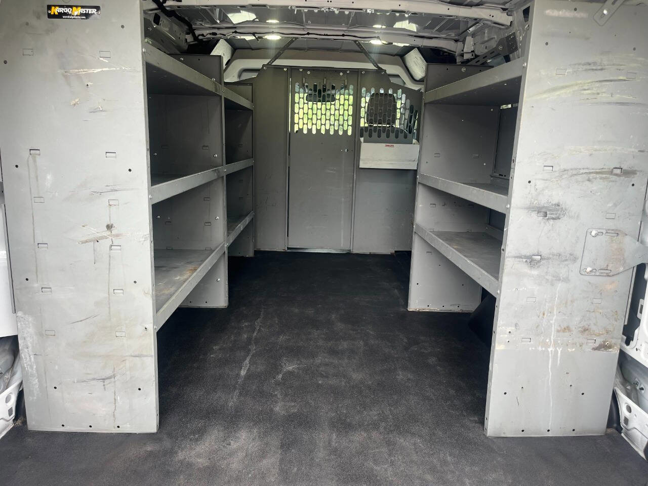 Used 2017 Ford Transit 250 250 3dr SWB Low Roof Cargo Van image 15