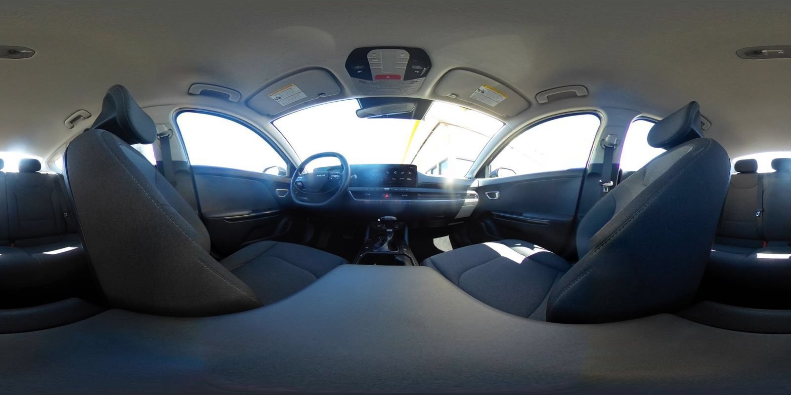 Used 2025 Kia K4 FWD image 37