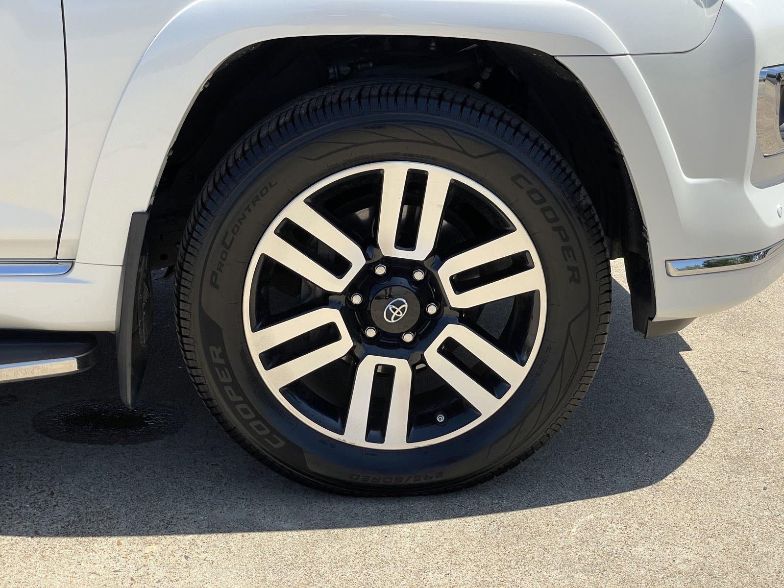 Used 2016 Toyota 4Runner Limited AWD/4WD image 55