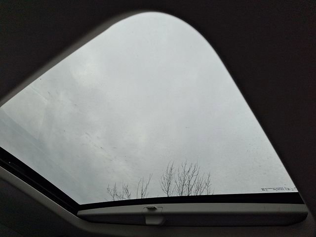 Used 2019 Chevrolet Traverse LT w/ LT Premium Package image 17